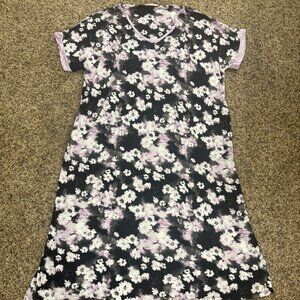 Floral Nightgown - House Dress with Pockets - Women's Size XL 16/18 - 1952